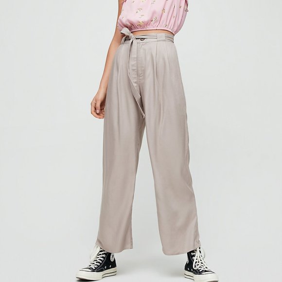 Aritzia Sunday Best Erinjoy Pant Size US6 - Picture 1 of 8